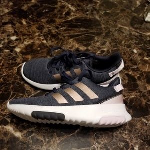 adidas cloadfoam girls sneakers.. never worn